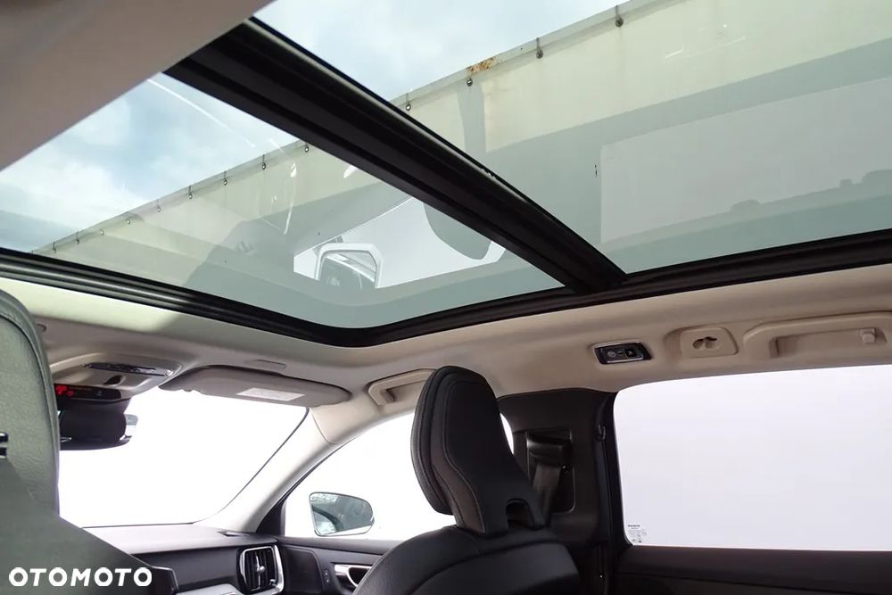 Volvo V60 T6 AWD Recharge Geartronic Inscription - 21