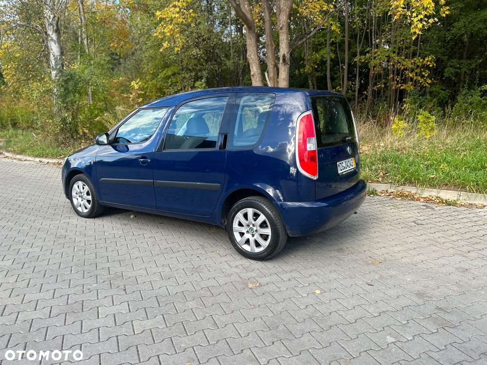 Skoda Roomster 2010 photo 3