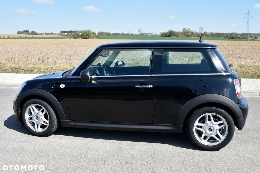 MINI ONE Standard - 10
