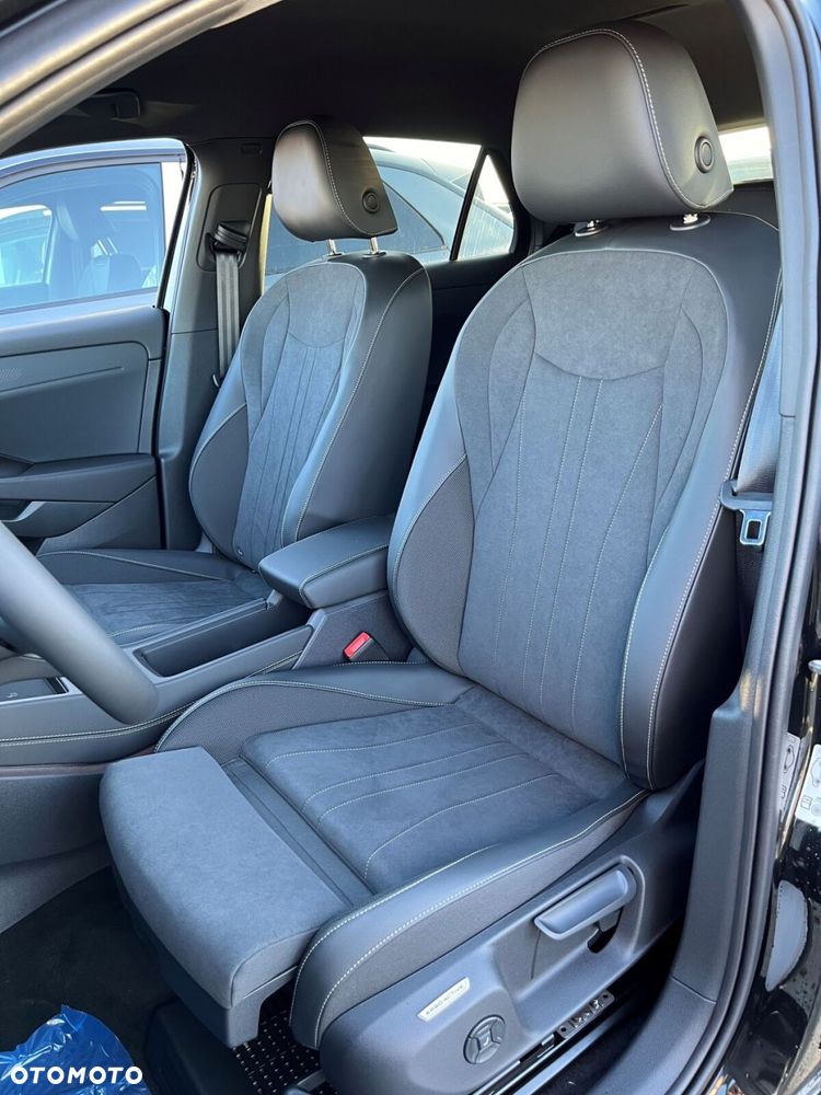 Volkswagen T-Roc 1.5 eTSI Style DSG - 8