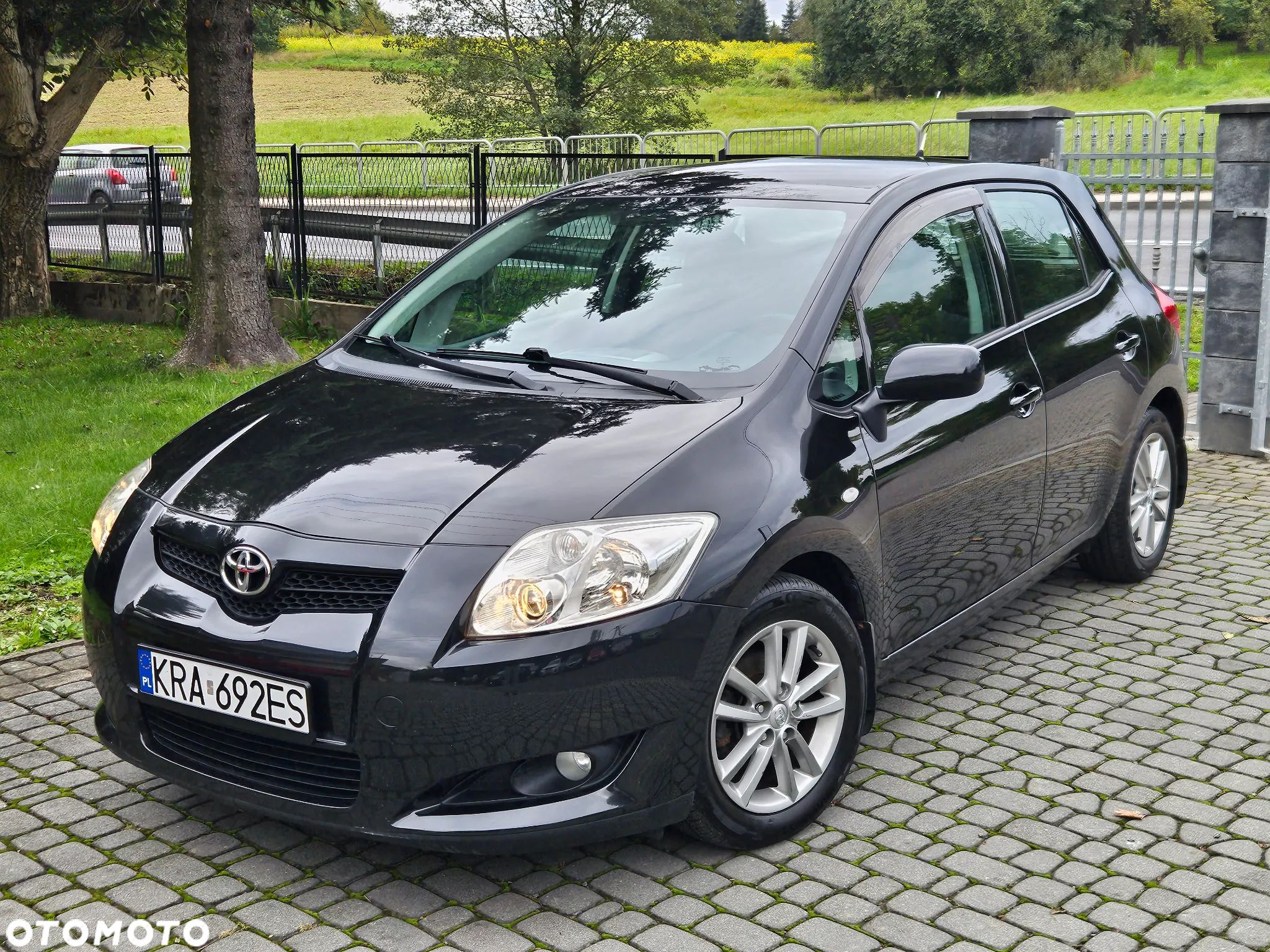 Toyota Auris 1.6 VVT-i Luna - 1