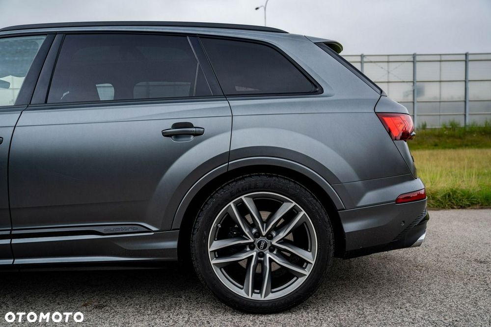Audi SQ7 - 13