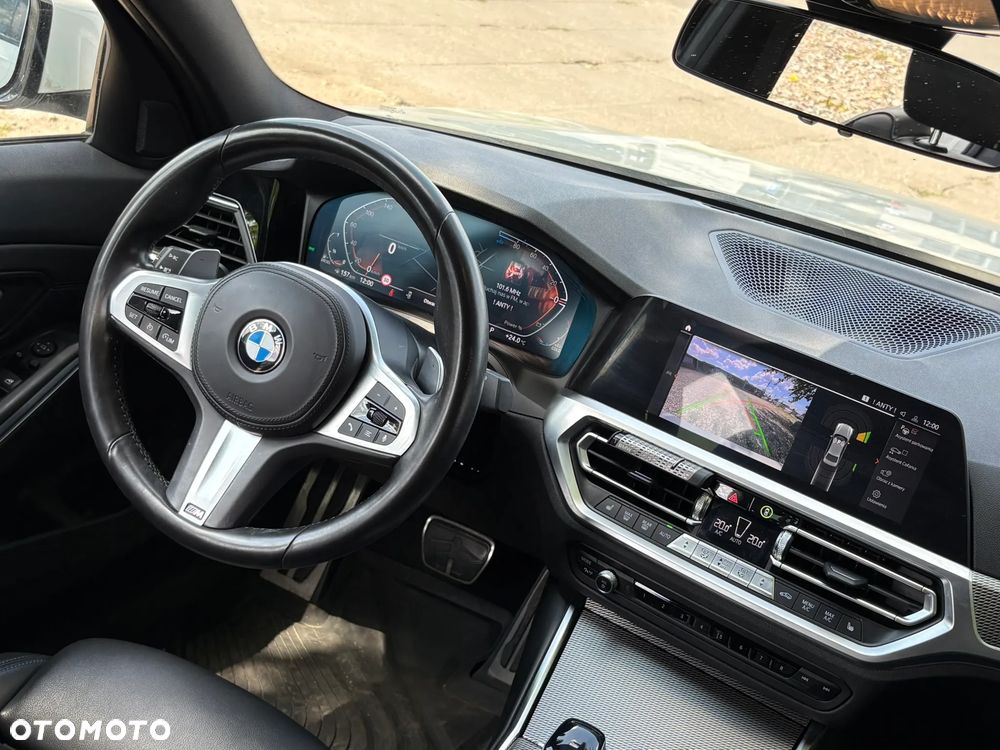 BMW Seria 3 320d xDrive mHEV sport - 13