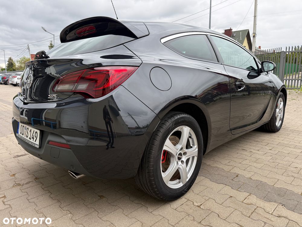 Opel Astra 1.6 Turbo Edition - 17