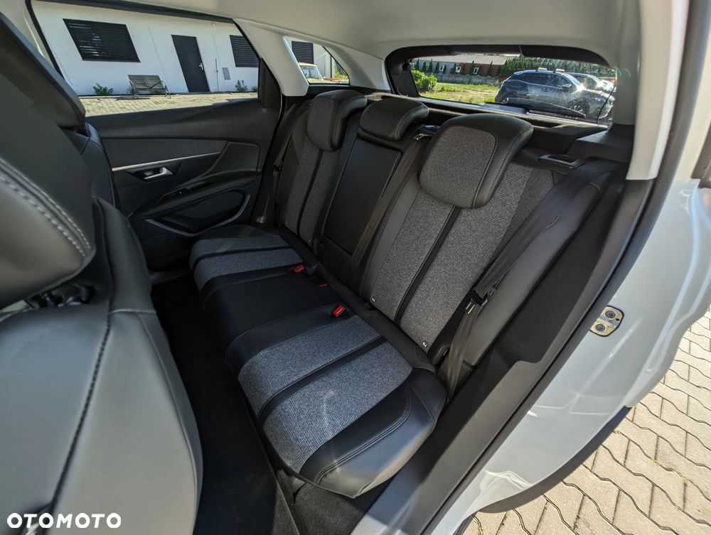 Peugeot 3008 BlueHDi 120 Stop & Start EAT6 Allure - 39