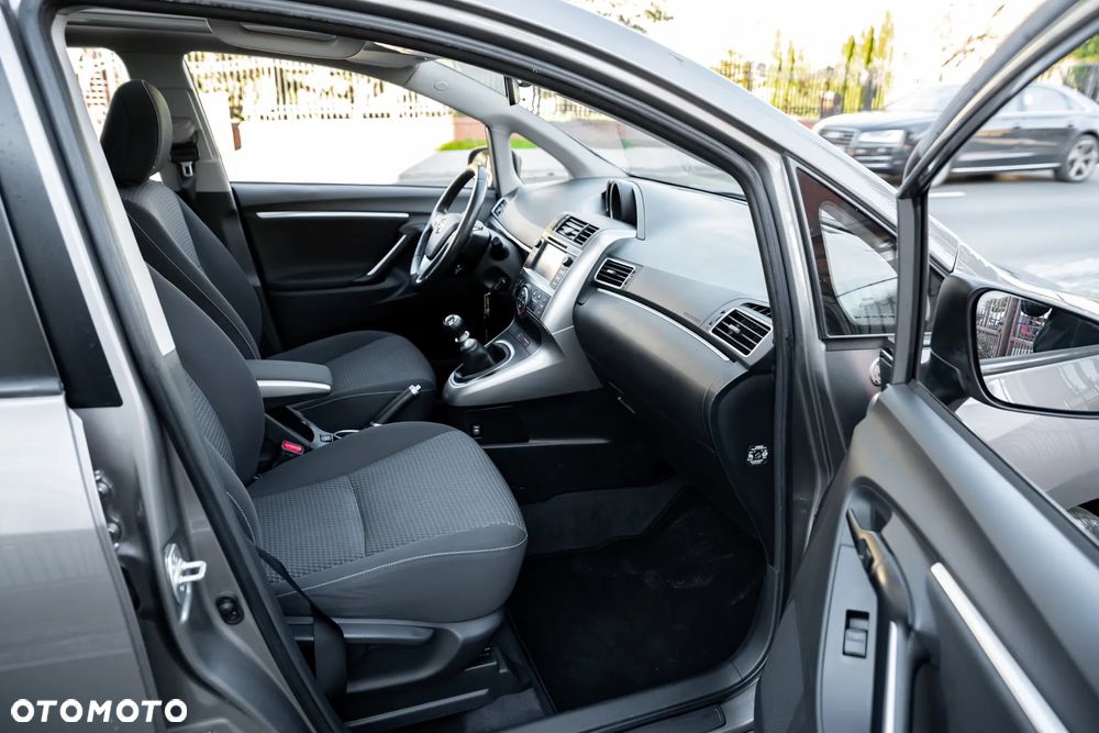 Toyota Verso 1.8 7-Sitzer Executive - 33