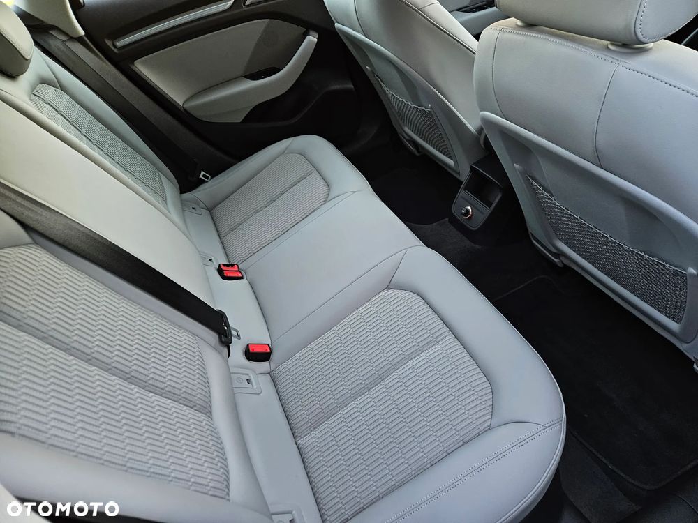 Audi A3 Sportback 1.4 TFSI S tronic Attraction - 23