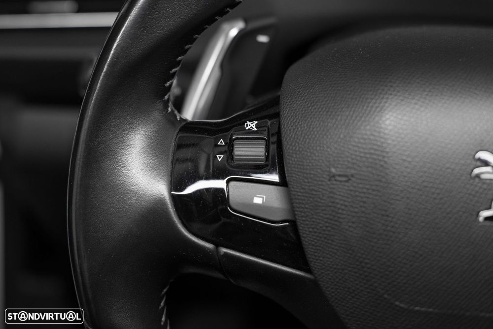 Peugeot 308 SW 1.5 BlueHDi Allure EAT8 - 28