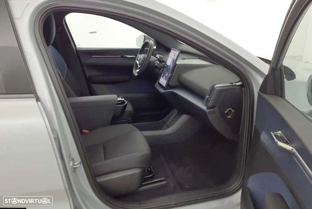 Volvo EX30 69 kWh Single Motor Extended Range Core - 4