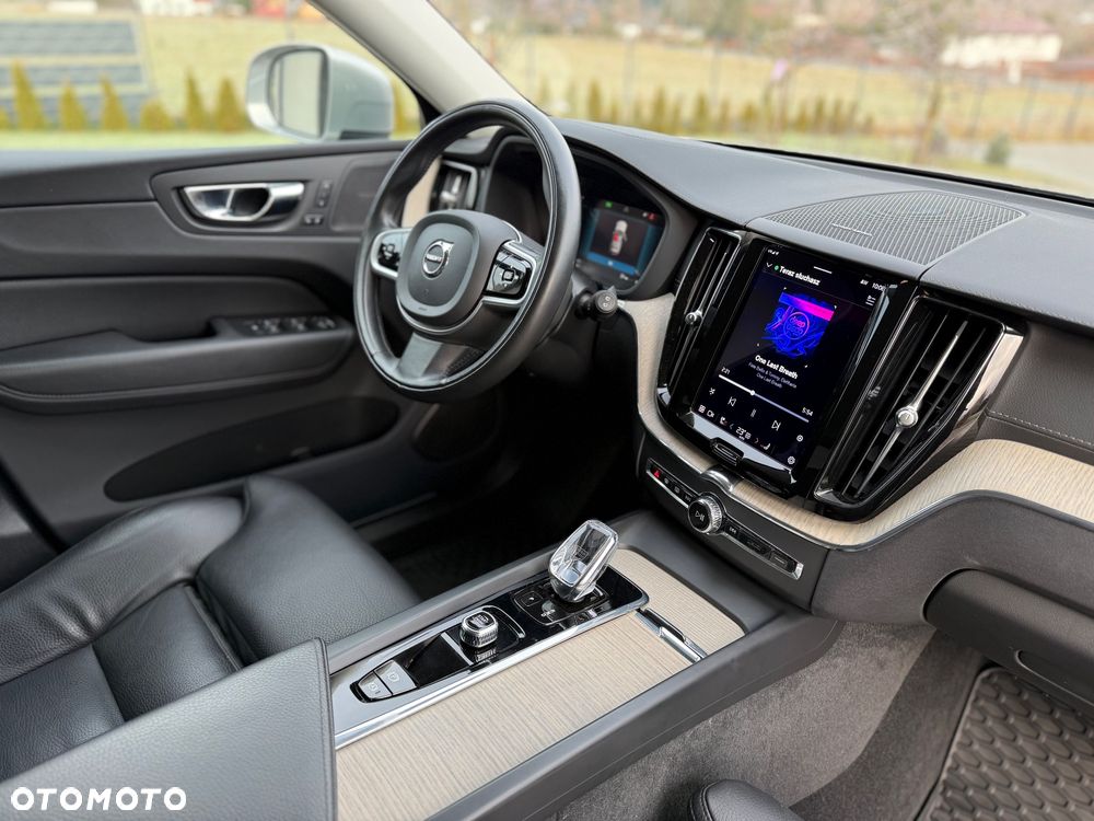 Volvo XC 60 B4 D Geartronic Inscription - 18
