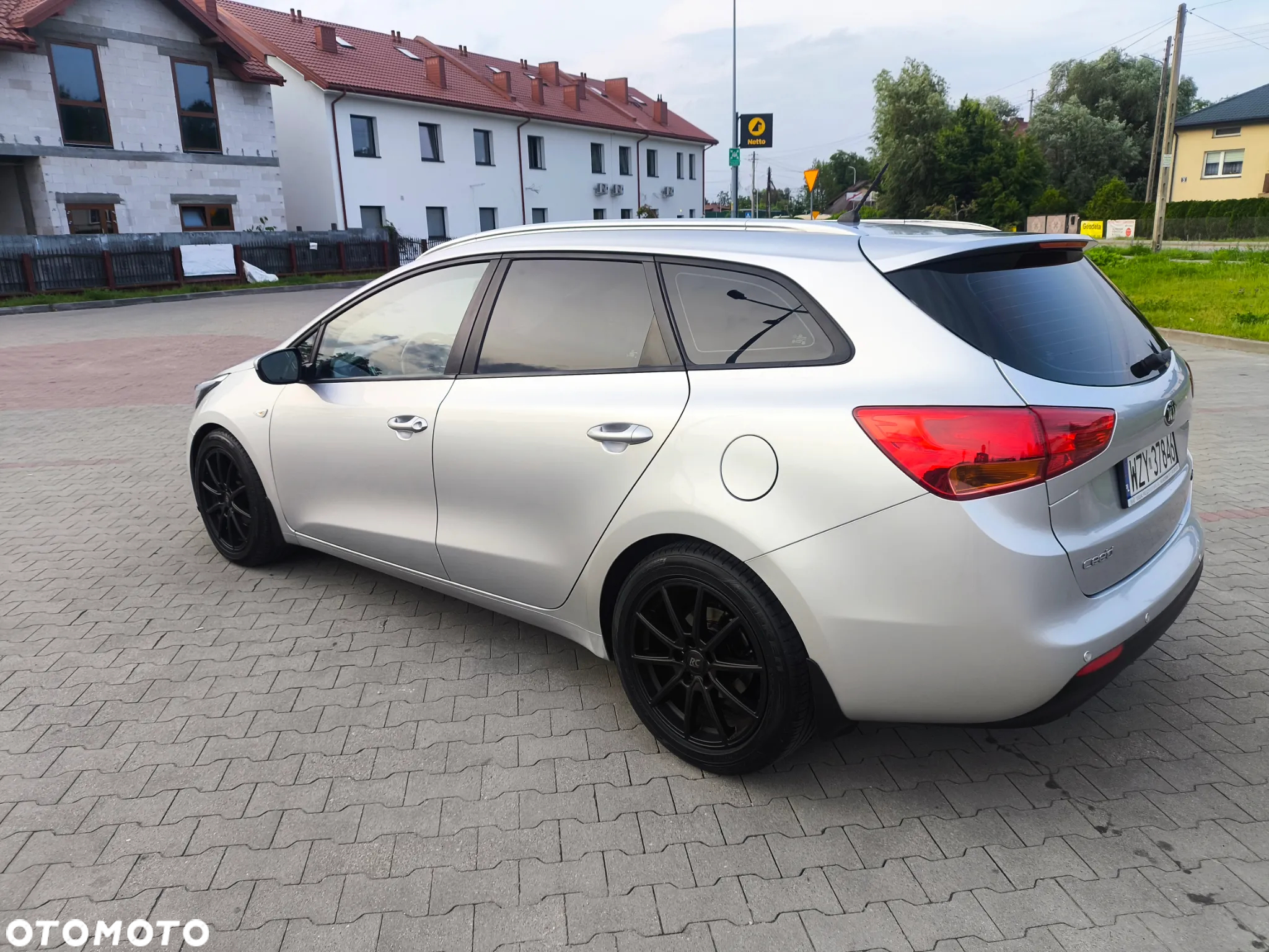 Kia Ceed Cee'd 1.6 CRDi L - 11