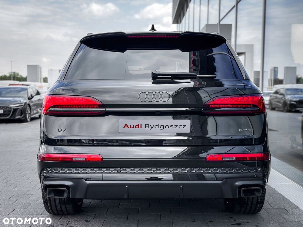 Audi Q7 - 12
