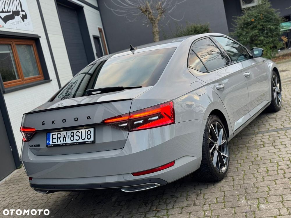 Skoda Superb 2.0 TDI SCR Sportline DSG - 16