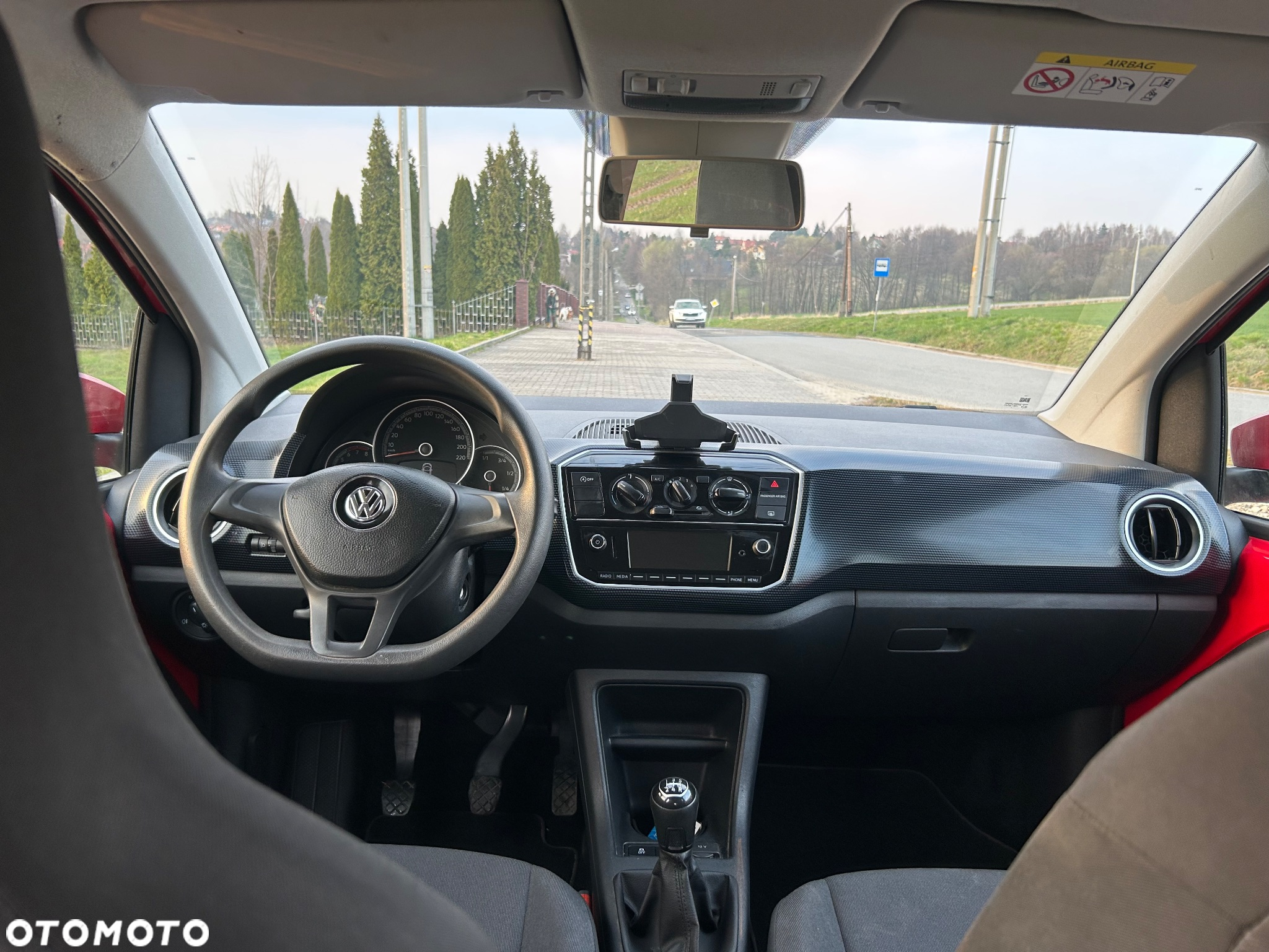 Volkswagen up! 1.0 Beats - 10