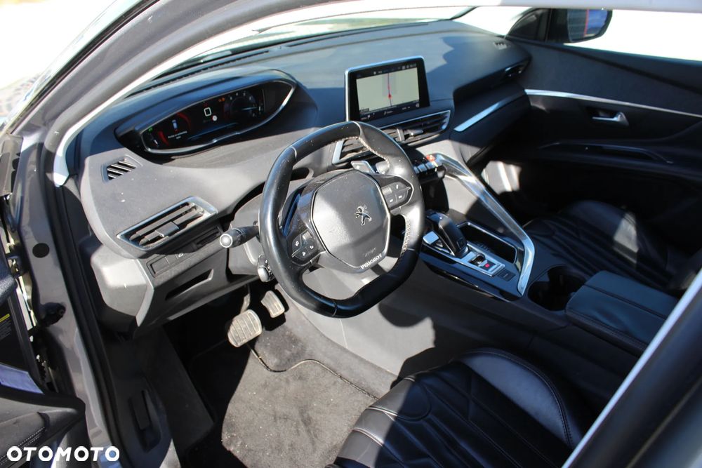 Peugeot 3008 THP 165 EAT6 Stop & Start Allure - 34