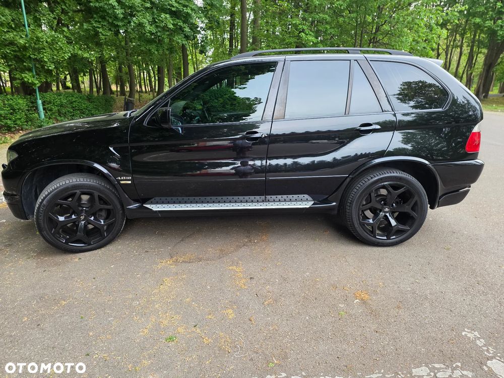 BMW X5 4.8is - 10