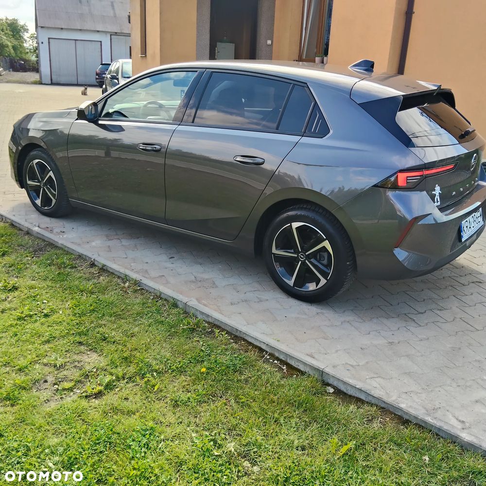 Opel Astra 1.2 T Elegance S&S - 15