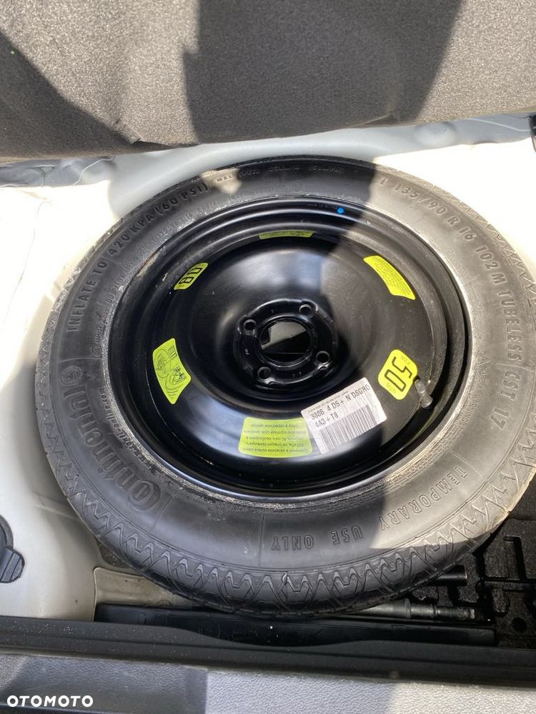 Peugeot 3008 1.6 BlueHDi Style S&S - 37