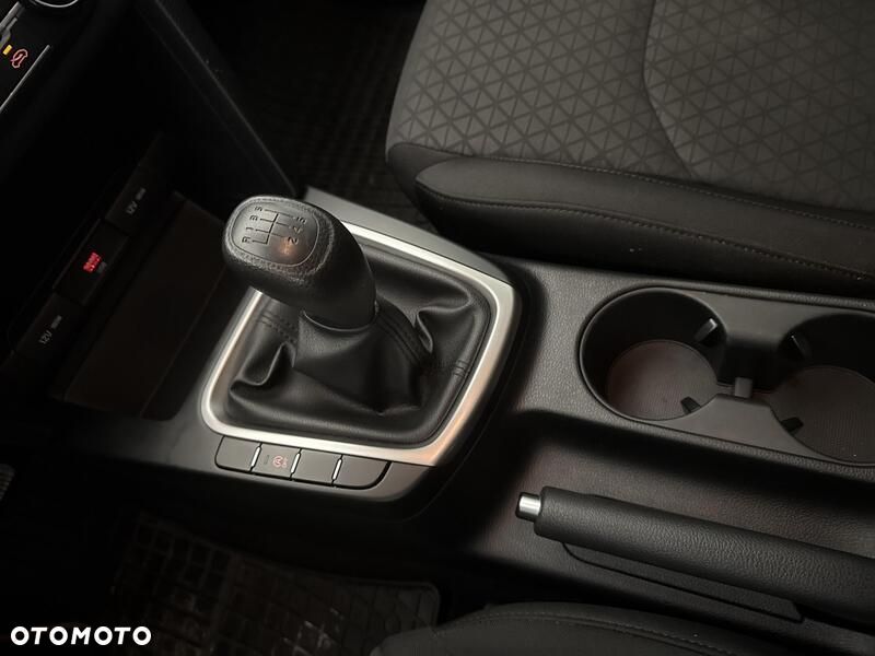 Kia Ceed 1.5 T-GDI S - 17