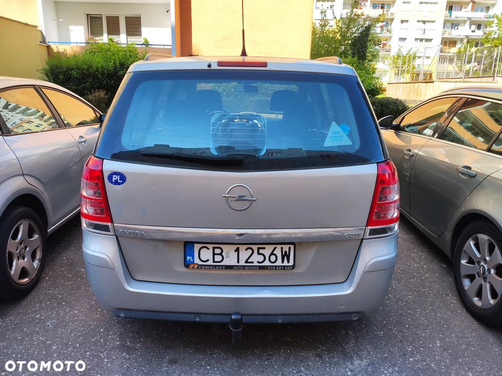 Opel Zafira 1.9 CDTI Cosmo - 4