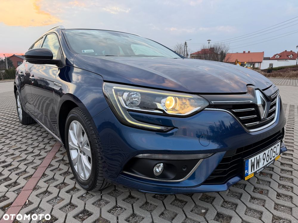 Renault Megane 1.5 Blue dCi Intens - 17