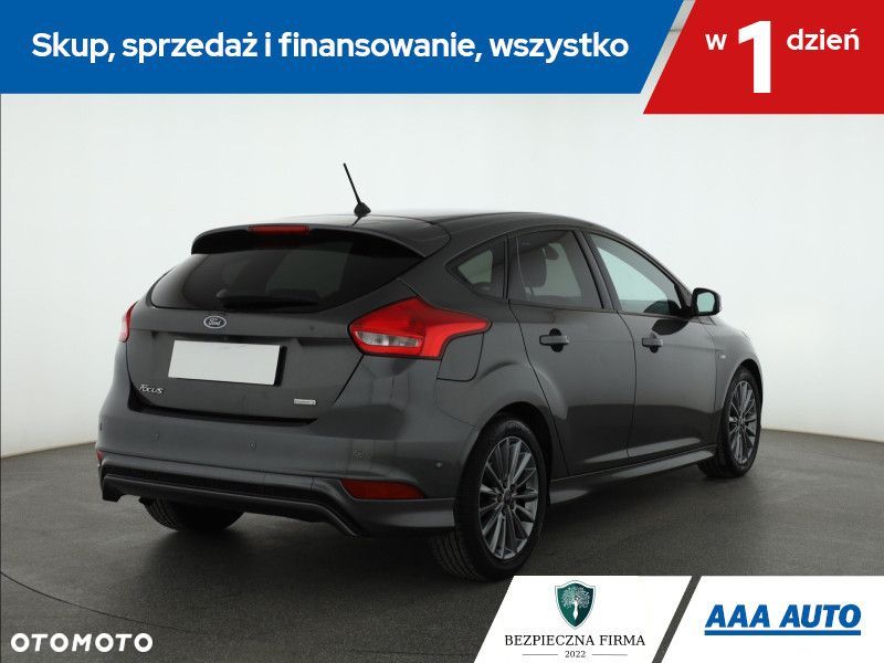 Ford Focus - 7