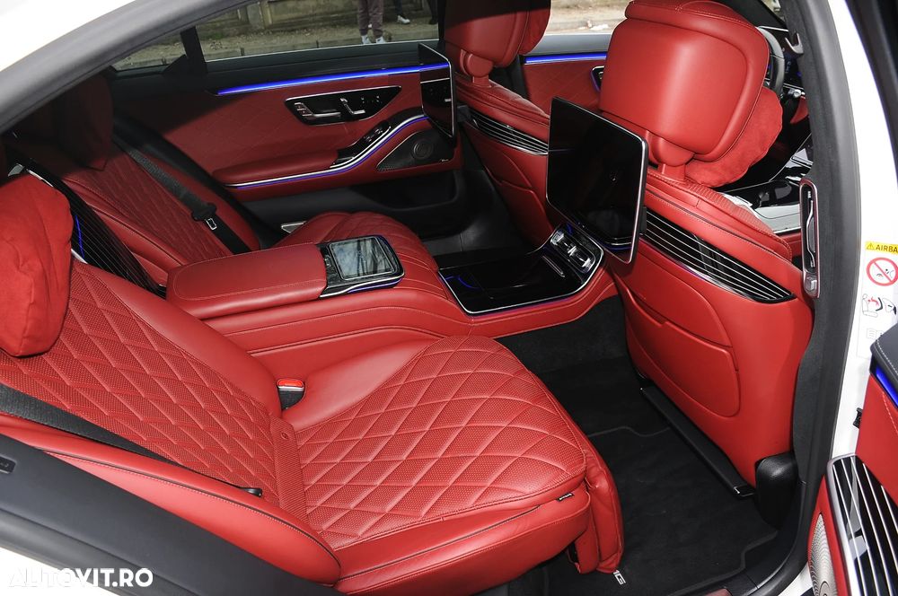 Mercedes-Benz S 500 4MATIC MHEV - 28