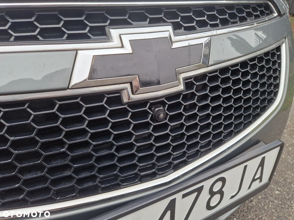 Chevrolet Cruze 1.6 LS+ - 18