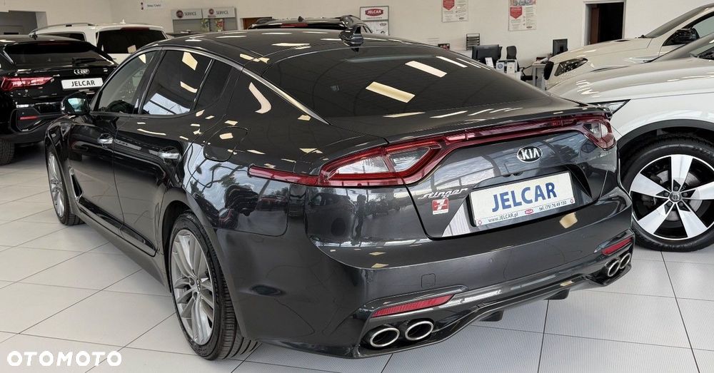 Kia Stinger 2.0 T-GDI GT Line - 23