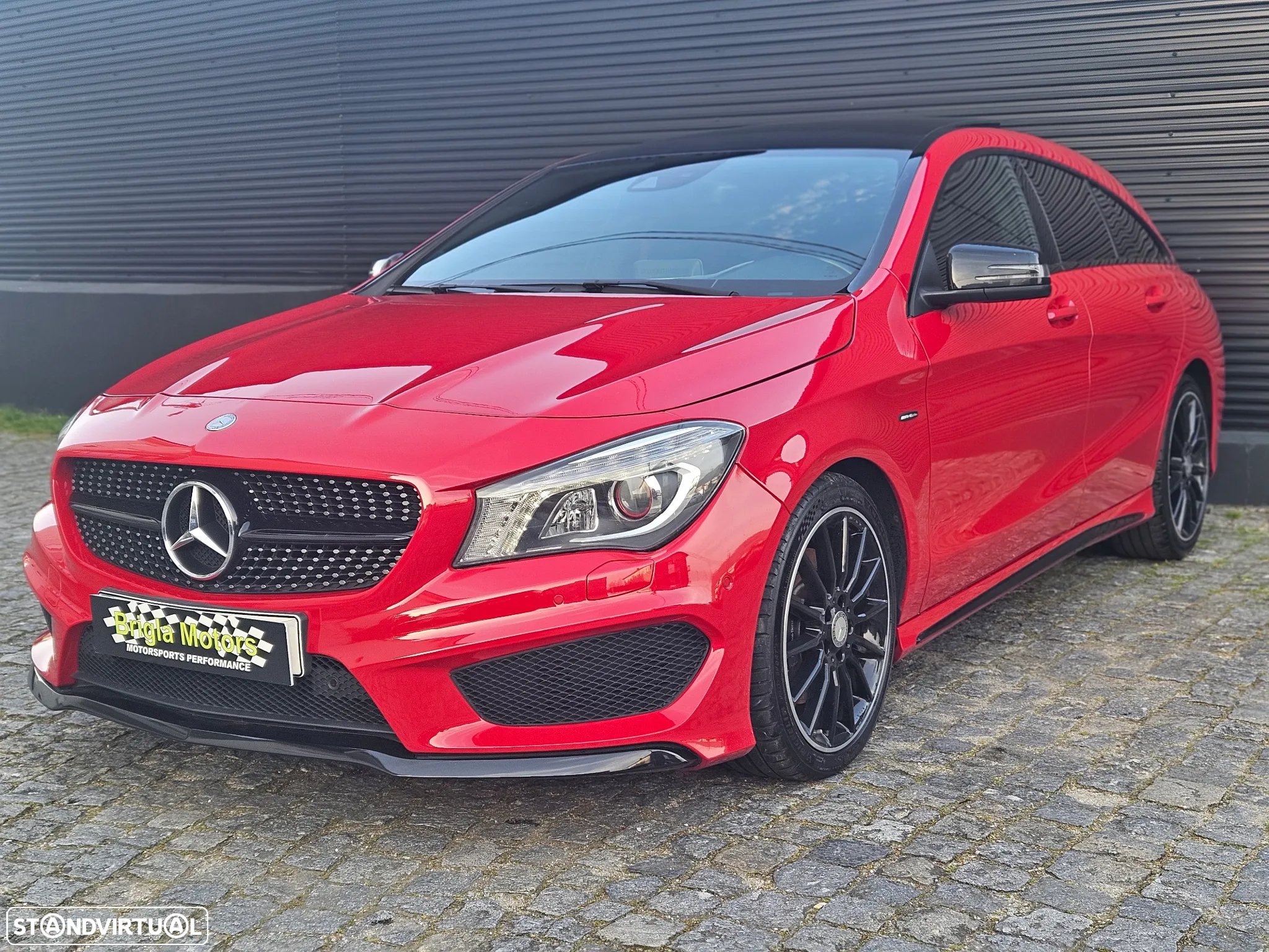 Mercedes-Benz CLA 220 d Shooting Brake AMG Line Aut. - 2