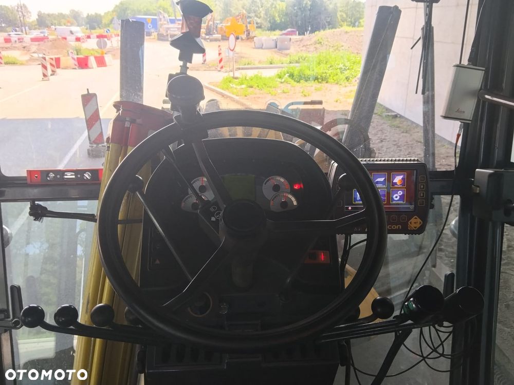 New Holland F 156.7A - 8