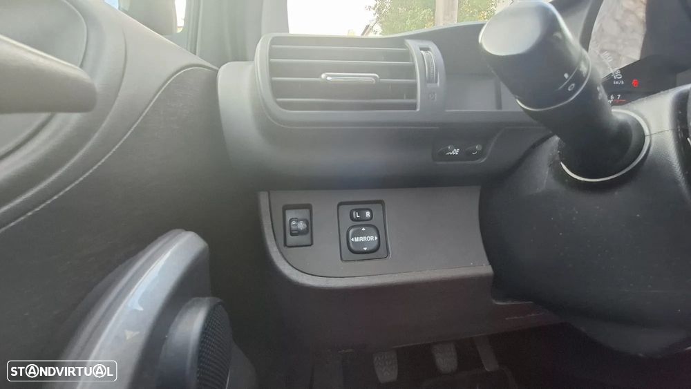 Toyota iQ 1.0 VVT-i - 3