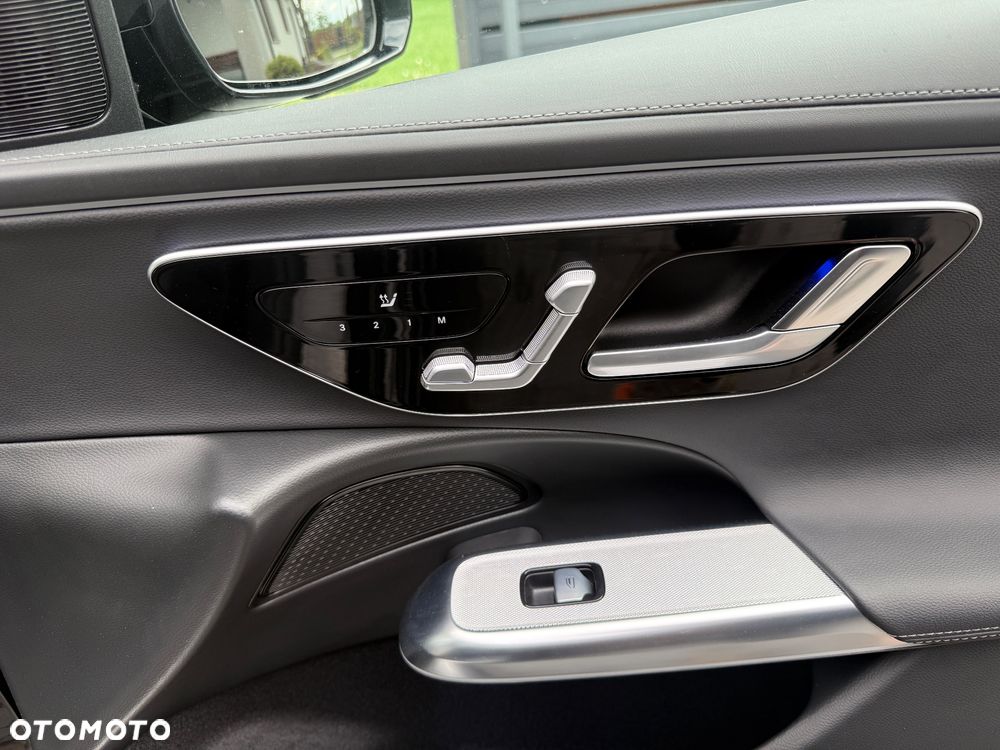 Mercedes-Benz Klasa E 220 d 9G-TRONIC Edition AMG Line - 31