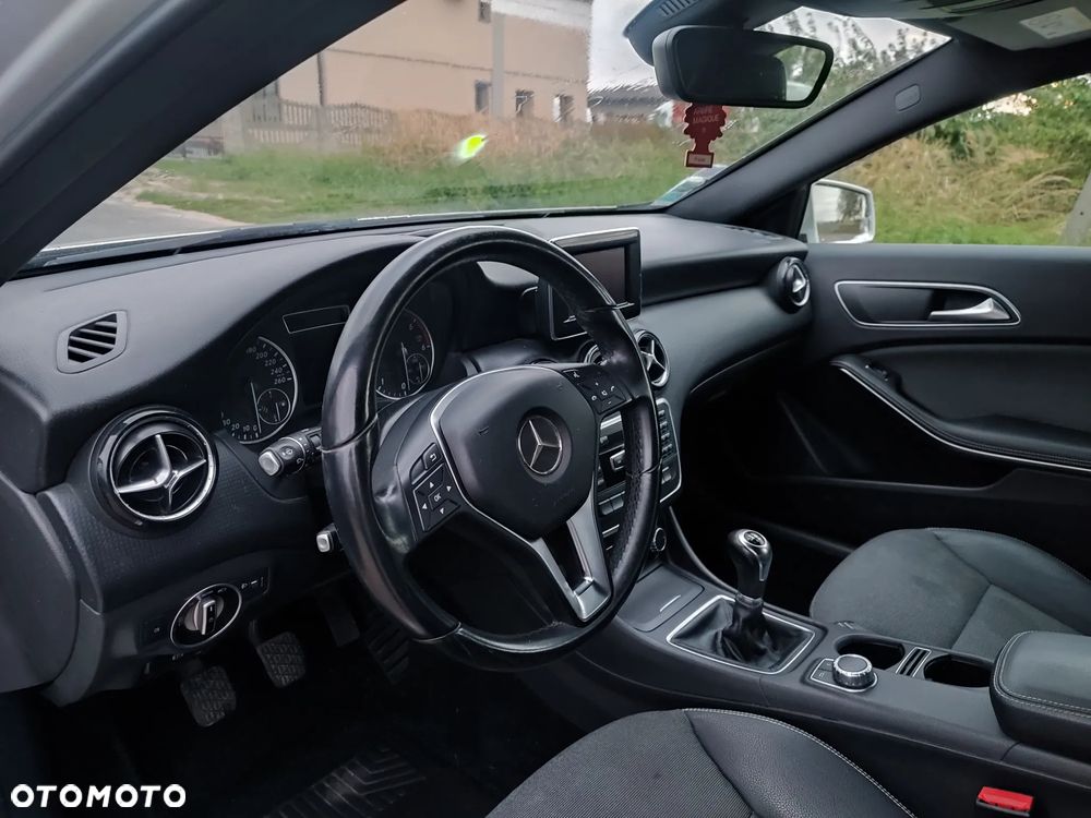 Mercedes-Benz Klasa A 180 d Progressive - 30