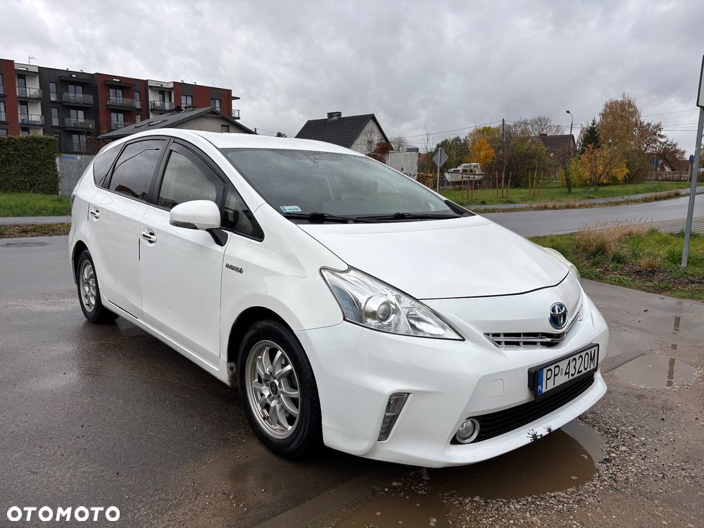 Toyota Prius+ - 1
