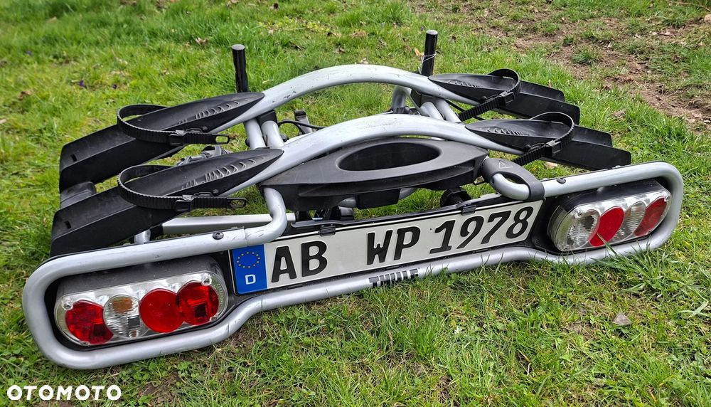 Toyota Prius (Hybrid) Life - 13