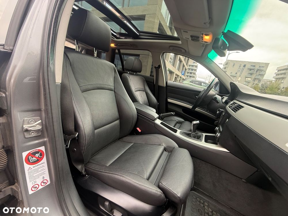 BMW Seria 3 320d - 14