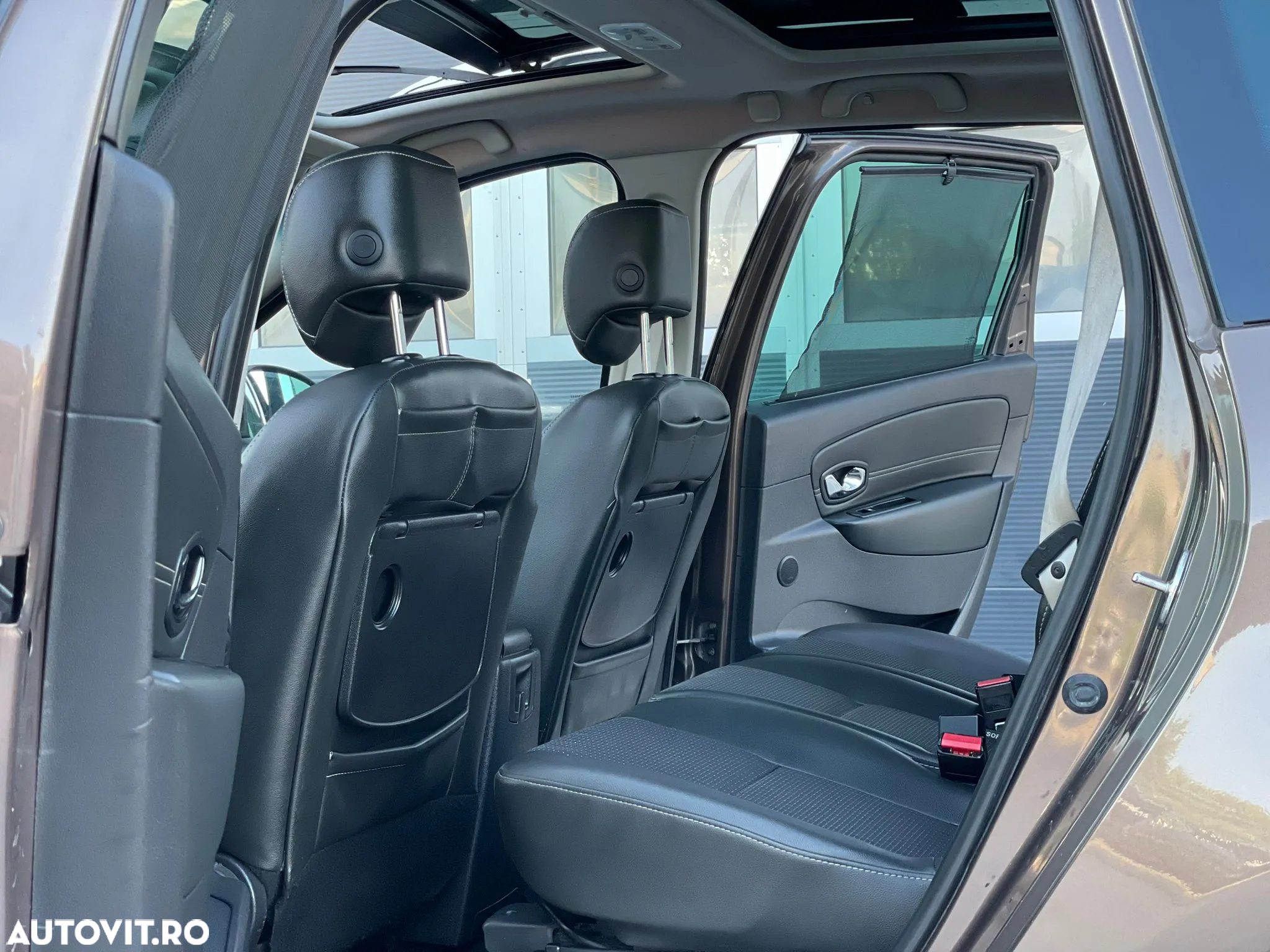 Renault Grand Scenic ENERGY dCi 110 S&S Bose Edition - 16