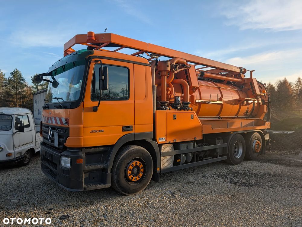 Mercedes-Benz wuko - 1