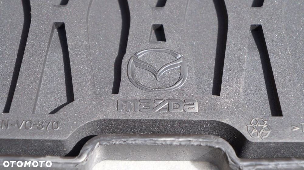MAZDA 3 BP IV 19- MATA BAGAŻNIKA WYKŁADZINA GUMOWA ORGINALNA BDEN-V0-370 - 6