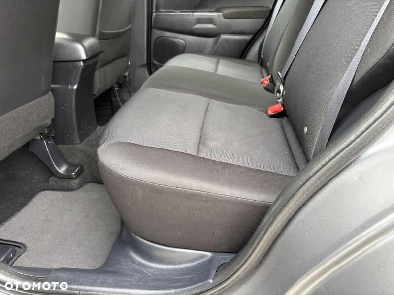 Mitsubishi ASX 1.6 2WD Edition - 38