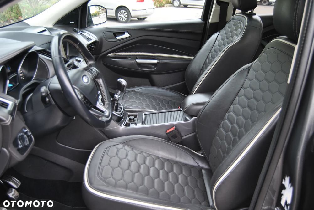 Ford Kuga - 28