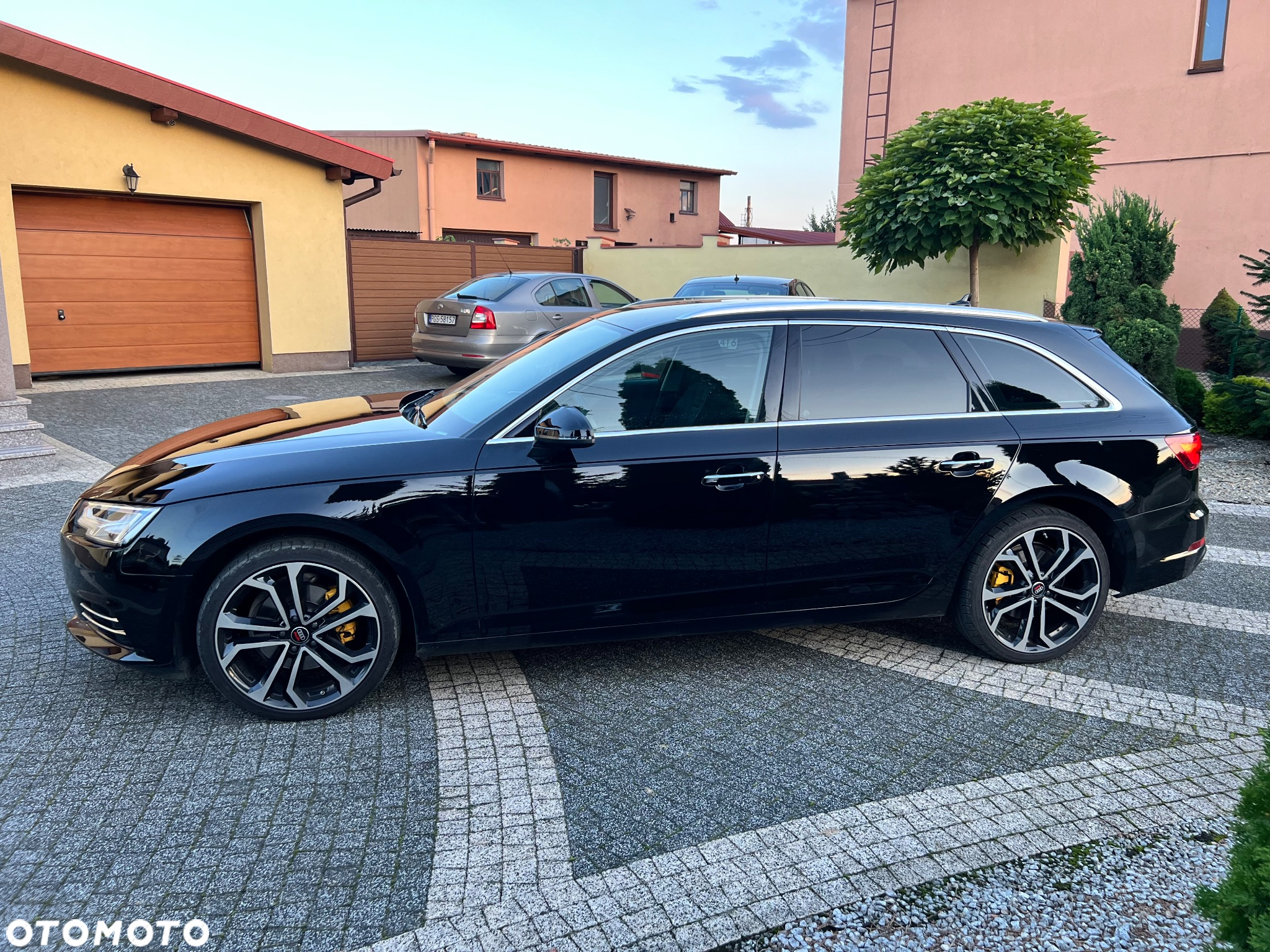 Audi A4 - 4