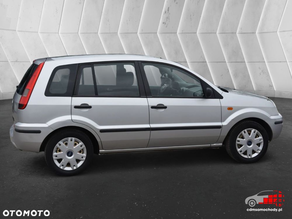 Ford Fusion - 11