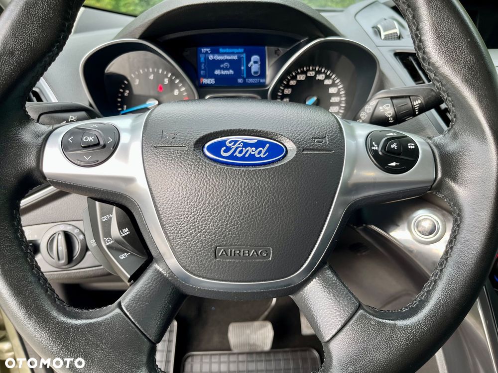 Ford Kuga 1.5 EcoBoost AWD Titanium ASS - 19