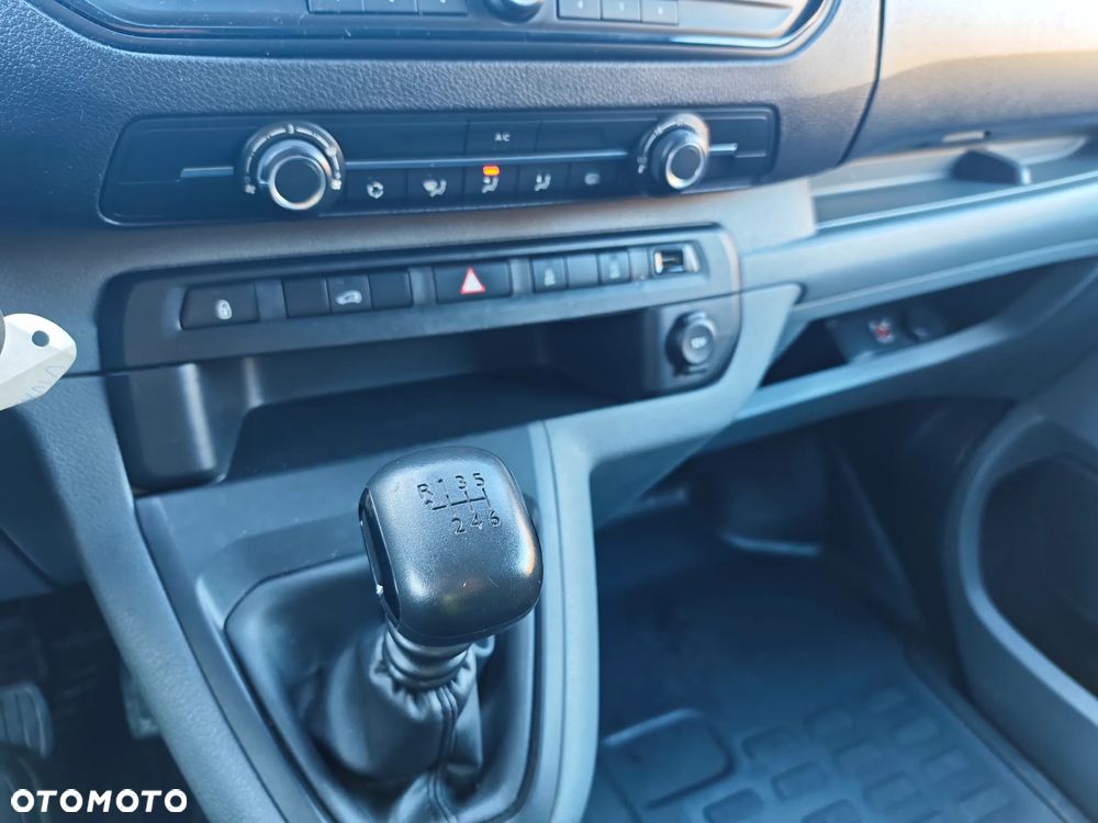 Opel VIVARO Long - 34