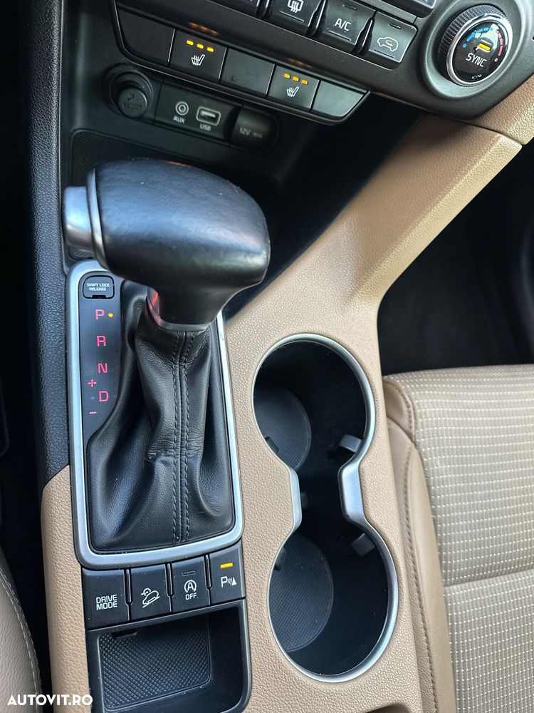 Kia Sportage 1.7 DSL 7DCT 4x2 Style - 15