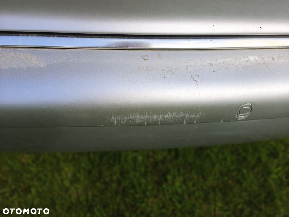 Audi A8 - 4