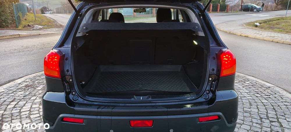 Mitsubishi ASX 1.8 DID Invite 4WD AS&G - 24