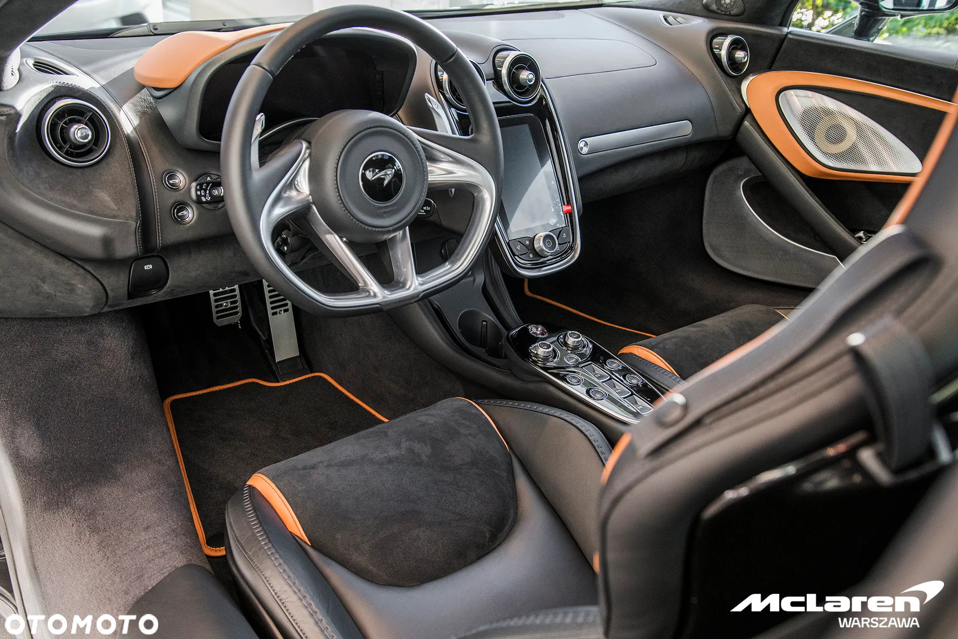 McLaren GT - 7